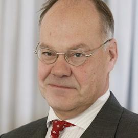 Member of the Board of Luvata International Oy. Matti Vuoria, Born 1951. BA, Master of Laws.
