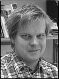 Publika opinio pri utilaj lingvoj en Eŭropo Jukka Pietiläinen Doktoro pri sociaj sciencoj (2002, Universitato de Tampereo, Finnlando).