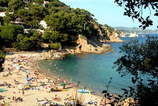 Location The Costa Brava The Costa Brava wild coast is the coastal region of North Eastern Catalonia in the province of Girona in Spain.