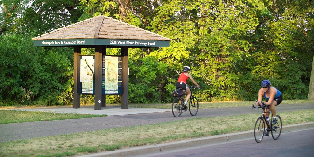 Demand Forecast According to the Metropolitan Council s use estimates of regional parks, demand for regional parks and trails has continued to grow over the past decade.