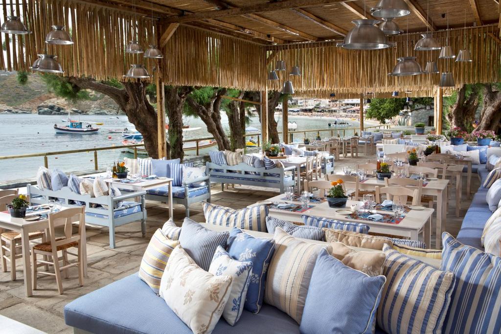 El Blue Greco Diva Seasalt Restaurant Deck &