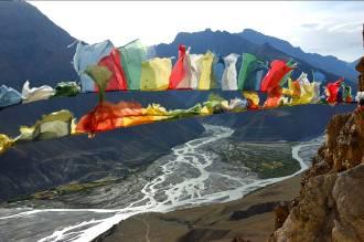 Near Hatu Peak Monday, June 28 Segment: Thanedar Sarahan Sangla Driving Time: 8 hrs Terrain: The Sutlej dominates the view here as we negotiate the Hindustan Tibet road.