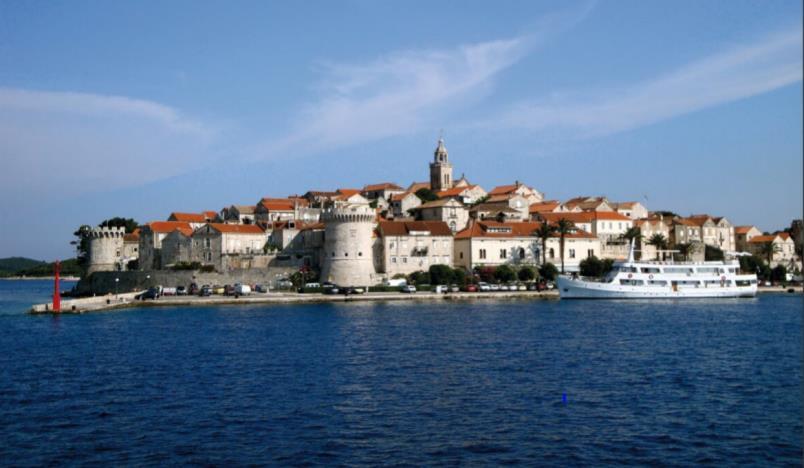 2019 CROATIA BY BIKE & BOAT MULTI ADVENTURE HIKING & BIKING CRUISE OF SOUTHERN DALMATIA Ex TROGIR 8 DAYS / 7 NIGHTS This multi-adventure cruise in South Dalmatia is particularly well-suited