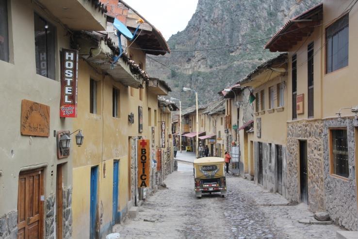Today we drive through the Valley of Cuzco to the Andean village of Andahuaylillas and visit San Pedro Apόstol church. The small church is often called the Sistine Chapel of South America.