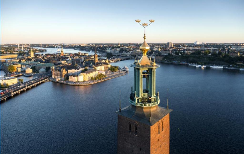 A TASTE OF SWEDEN & SURPRISING STOCKHOLM 2019 SELF-GUIDED CYLE TOUR 9 DAYS/8 NIGHTS Stockholm city is built on 14 lakes with a history dating from the Vikings.