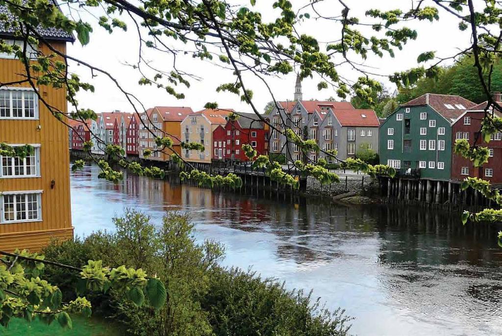 Historical coastal towns Charming Trondheim A large city by Norwegian standards, Trondheim has managed to preserve the charm and intimacy of a small town.