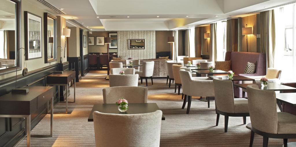 UNWIND IN COMFORT WITH ACCESS TO THE CLUB FLOOR With 50 suites across five exclusive categories, guests staying at Hyatt Regency London - The Churchill, are spoiled for choice.