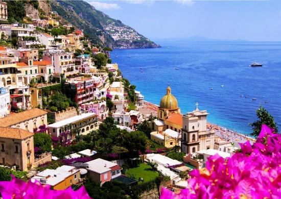 , 1hr 15 mins) for a guided visit of Opera Theatre San Carlo at 16.30. At 17,30 transfer to Amalfi and check-in at Villa Maria.