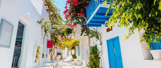 THE ITINERARY whitewashed houses, beautiful beaches and nightlife. The Old Town has many shopping and dining options.