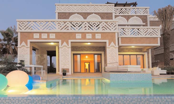 LEFT Five Bedroom Villa, Balqis Residence RIGHT Four Bedroom Villa, Balqis Residence BALQIS RESIDENCE Here are homes to cherish, set within lush grounds on the curving breakwater of The Crescent,