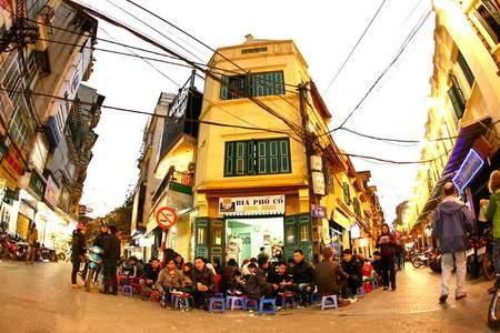 DETAILED ITINERARY Day 1 Hanoi arrival Welcome to Hanoi: After a long time on airplane, you will reach Vietnam the S-shaped land, where 54 different ethnic minorities inhabited.