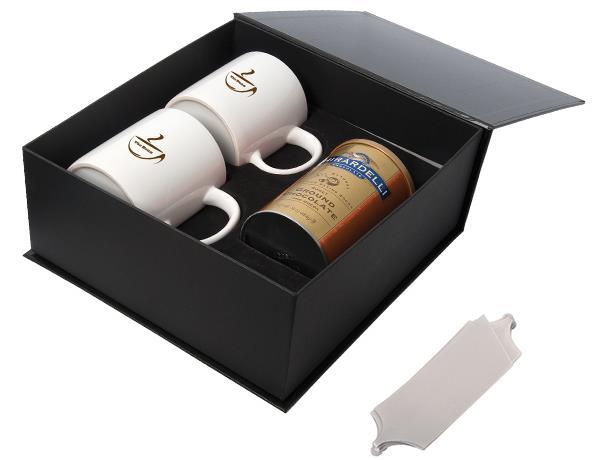 HOT CHOCOLATE WITH MUGS GIFT SET Warm up cold evenings with this great gift! Includes one can of Ghirardelli hot cocoa mix along with two CM8414 mugs. The mugs hold up to 450 ml. (15 oz.