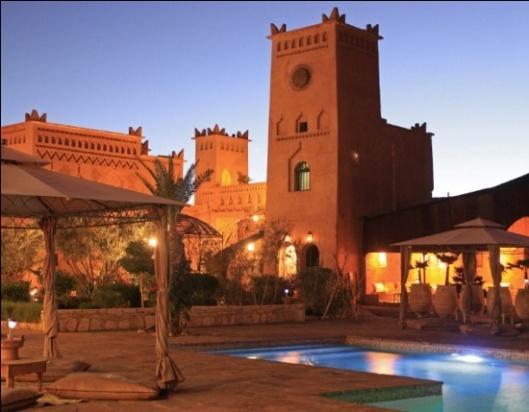 Single and double rooms and suites are decorated Moorish style and fully equipped with A/C, heater, sometimes with a private patio or deck.