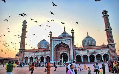 One of the largest mosques in the world and the largest in India, it was built by Shah Jahan to dominate the city.