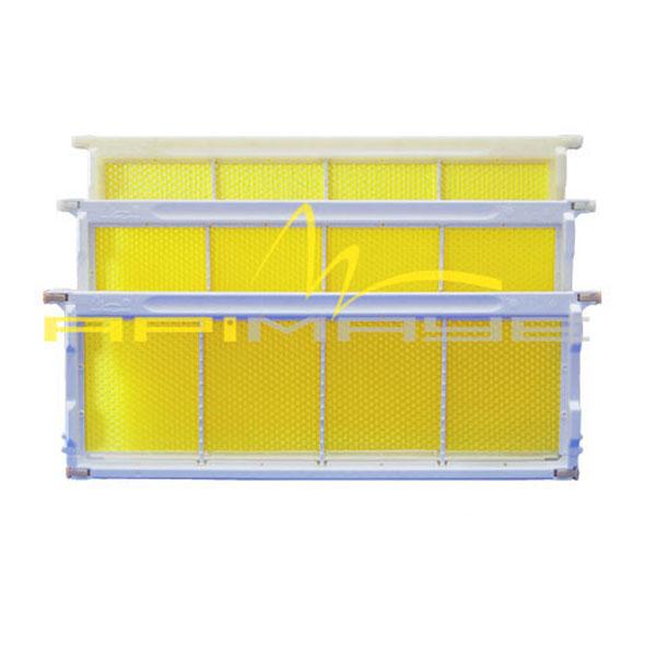 Prod code: ALD071 DADANT PRACTICAL ADJUSTABLE FRAME - Practical. - Hygienic, No mold formation, smooth surfaces. - Need only 10 sec to put the honey comb.