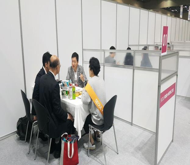 1:1 meetings were arranged and scheduled between overseas exhibitors and domestic vendors, importers, or distributors after a thorough review of application forms and company profiles by our