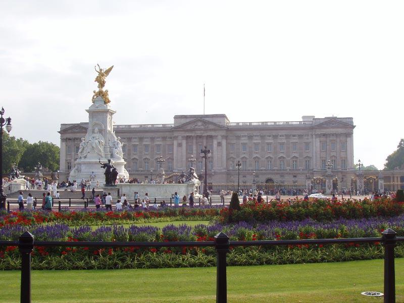Buckingham Palace Buckingham Palace has served as the official London residence of Britain's sovereigns since 1837 and today is the administrative headquarters of the Monarch.