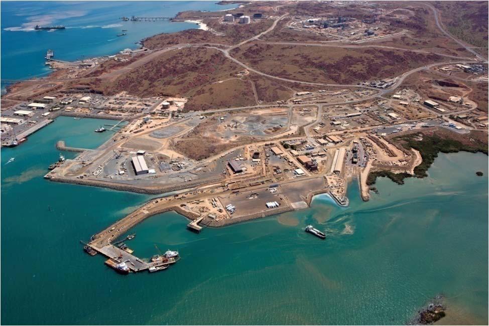 Dampier Supply Base MMA s Dampier Supply Base provides a multi-user facility capable of servicing the range of operators currently working in the North West Shelf region 17ha Supply Base Open lay