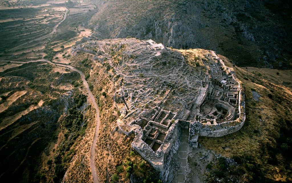 THE MYCENAEANS The citadel at Mycenae was