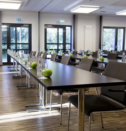 A total of 11 bright and modern rooms are available for events. Room Cologne for instance is ideally suited for larger events with its seating for more than 180 participants.