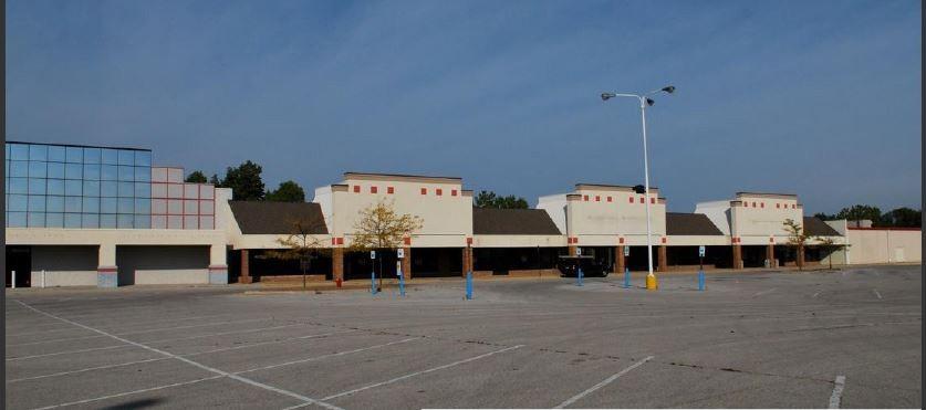AVAILABLE Commercial Realty Inc. FOR LEASE BAY TOWN PLAZA 4435 Bay Road Saginaw, MI 48603 Presented By: Edward C. Anderson Commercial Realty Inc.