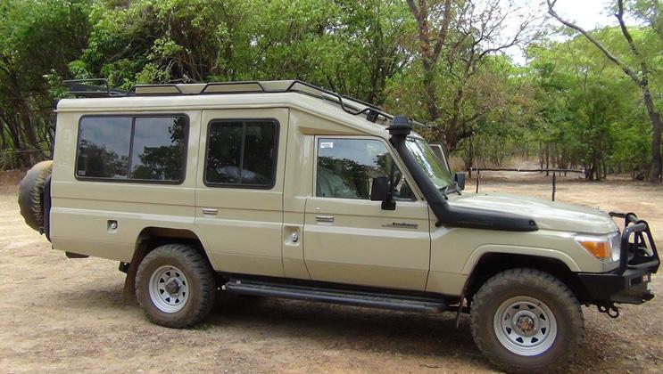 SAFARI INCLUDES Return air transfers to South Luangwa National Park Land cruiser for the road section, Day 02 08, seats 4/6 comfortably with small fridge, inverter for charging batteries Open shared