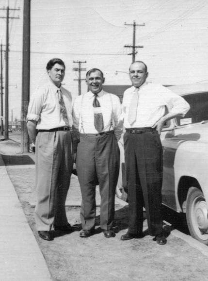 A BRIEF HISTORY OF LENNARD AND SHELL VALLEY 7 Lennard Corner Merchants. Ted Paulencu (son of John) (center), was a long-time operator of a store and dance hall on the south-east corner.