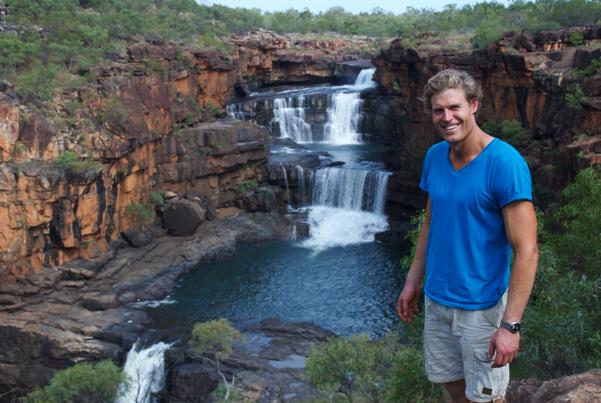 TRAVEL WITH CHRIS BROWN THE KIMBERLEY: BUNGLE BUNGLES & MITCHELL FALLS Where can you really get away from it all without missing out on life s little luxuries?