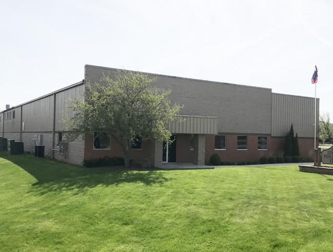FOR LEASE 2305 Stonebridge Road, West Bend Industrial 16,000 SF $4.45/SF NNN Excellent location Clearspan warehouse Expandable OR LEASE 540 E.