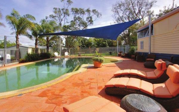 BIG4 PHILLIP ISLAND CARAVAN PARK Beach frontage 500m to shops and jetty 2 & 3 BR Villas Ensuite and Bunk Cabins Caravan and Camping Sites Modern Camp Kitchen and