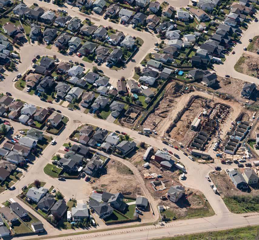 WILDFIRE RECOVERY & REBUILD CANADA AND LOCAL COMMUNITY ARE COMMITTED TO REBUILDING 946 As of August 2017, 946 development permits have been approved 1 2021 By 2021, the economic impacts associated