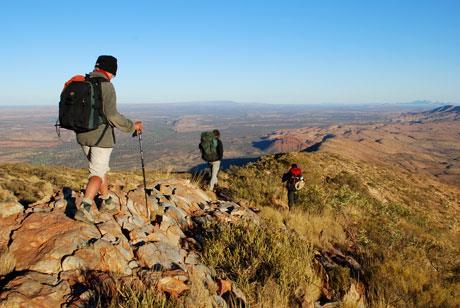 It is possible to experience the West MacDonnell Ranges independently or as a guided tour, though the high degree of access tends to stimulate independent access.