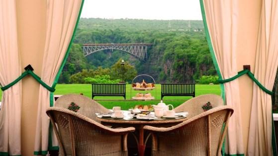 April 5, 2019 Today we start not too early, allowing us to enjoy the great breakfast & views. After breakfast it s time for the Main Course: we go for a guided tour of the Victoria Falls.
