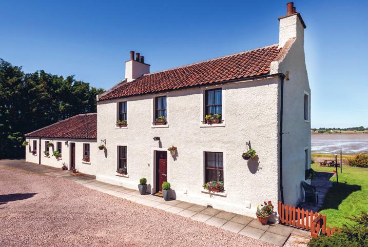 EDENSIDE HOUSE St Andrews Fife KY16 9SQ Charming 10 bedroom guest house just outside St Andrews with views over the Eden