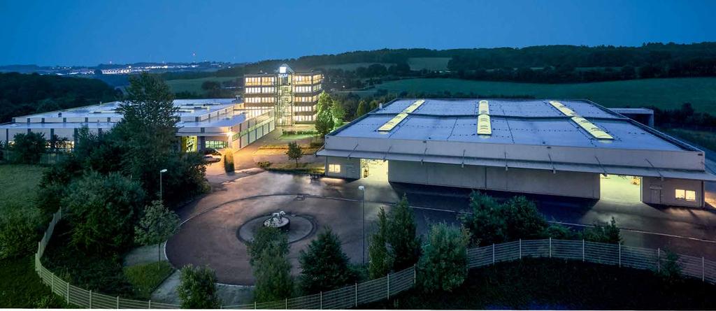 TKM worldwide 18 19 Headquarters TKM, Remscheid TKM, the internationally leading corporate group, manufactures and sells high-quality industrial knives, saws, doctor blades and precision consumable