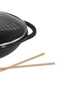 6-mm-thick, faced BERNDES cdbottom for optimal energy efficiency 3-layer non-stick surface for low-fat cooking and coated exterior for easy cleaning, 100