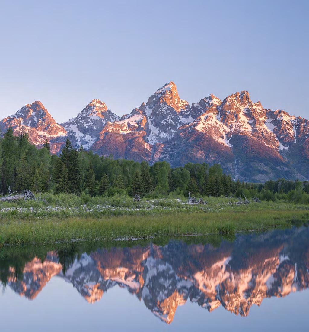 NATIONAL PARK TRIP PLANNER Grand Te on Getting There Discover spectacular stops on these three routes to Grand Teton.