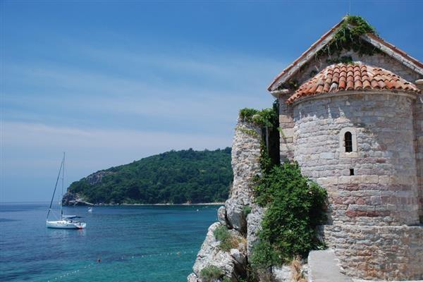 me 20 213 Cilipi Croatia Phone: +38520441700 Web: www.hotelkonavle.com Email: info@hotelkonavle.com Accomodation During our time in Montengro and Croatia we will be staying four centres.