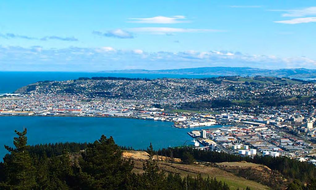 Welcome to Dunedin As New Zealand s oldest city and a university town, Dunedin wears its Scottish heritage with pride.