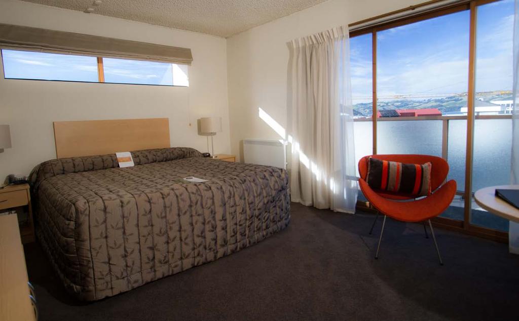 Accommodation Kingsgate Hotel Dunedin has 55 beautifully appointed north facing guest rooms, including 45 standard room and 10 junior suites, each with individual balconies providing fantastic views