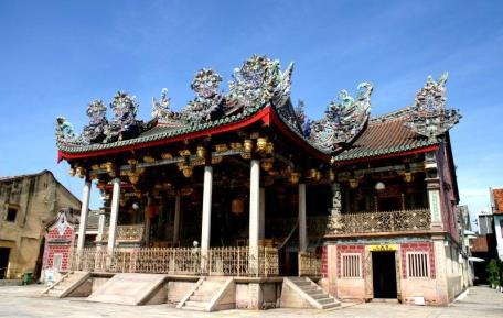 GPEN03WM City & Shopping tour with meal Price: 90 70 per Adult per Child Khoo Kongsi Temple Buffet dinner at Indian Palace Restaurant.
