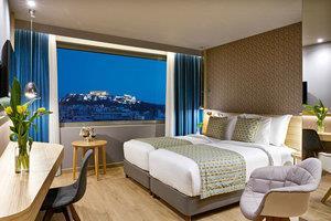 The hotel offers 360 degree panoramic views of the Acropolis, Lycabettus hill and the Saronic Gulf from its rooftop bar restaurant.