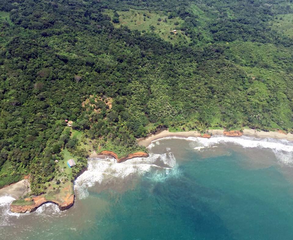 KEY FACTS Private paradise > Located between Punto Platanal and Coclé del Norte > Accessible by boat > All 56 Has are fully titled SALE PRICE $1,900,000.00 ($3.