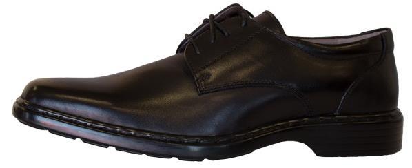SCHOOL SHOES BOYS CLARKS DAYTONA Premium Clarks black lace-up shoe. Available in Junior and Senior sizes across D and E fittings.