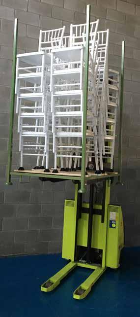 Chiavari Stackers & Movers Very compact solution expressely developed for our Chiavari chairs. This structure fits 4 stacks of 5 Chiavari ea.