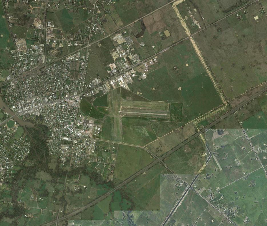 Airfield operating data Benalla Airport has the following key characteristics: Aerodrome elevation: 569 ft / 173 m Location: S36 33.116 E146 0.