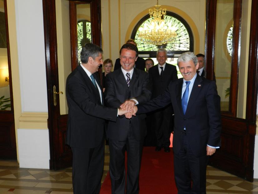 Bilateralna suradnja Türk sudjelovao na središnjoj proslavi u Zagrebu (zajedno s predsjednikom Mađarske). Predsjednici vlada Hrvatske i Slovenije sastali su se 8.