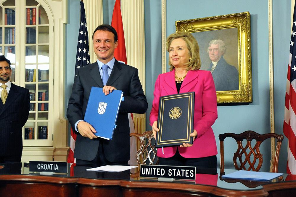 Bilateralna suradnja Sjedinjene Američke Države i ostale države Sjeverne Amerike Nastavljen je višegodišnji pozitivan trend savezničkih i partnerskih odnosa sa Sjedinjenim Američkim Državama,
