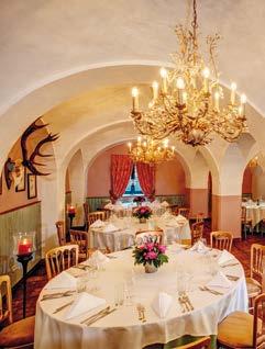 Zeremoniensaal for up to 340 guests Rooftop foyer and Hofburg gallery for 140 to 250 guests Vienna State