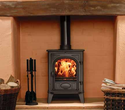Multi-fuel version of Stockton 6 in Matt Black burning logs. Stockton 6 The superb combination of size and heating capacity make the standard Stockton 6 particularly versatile.